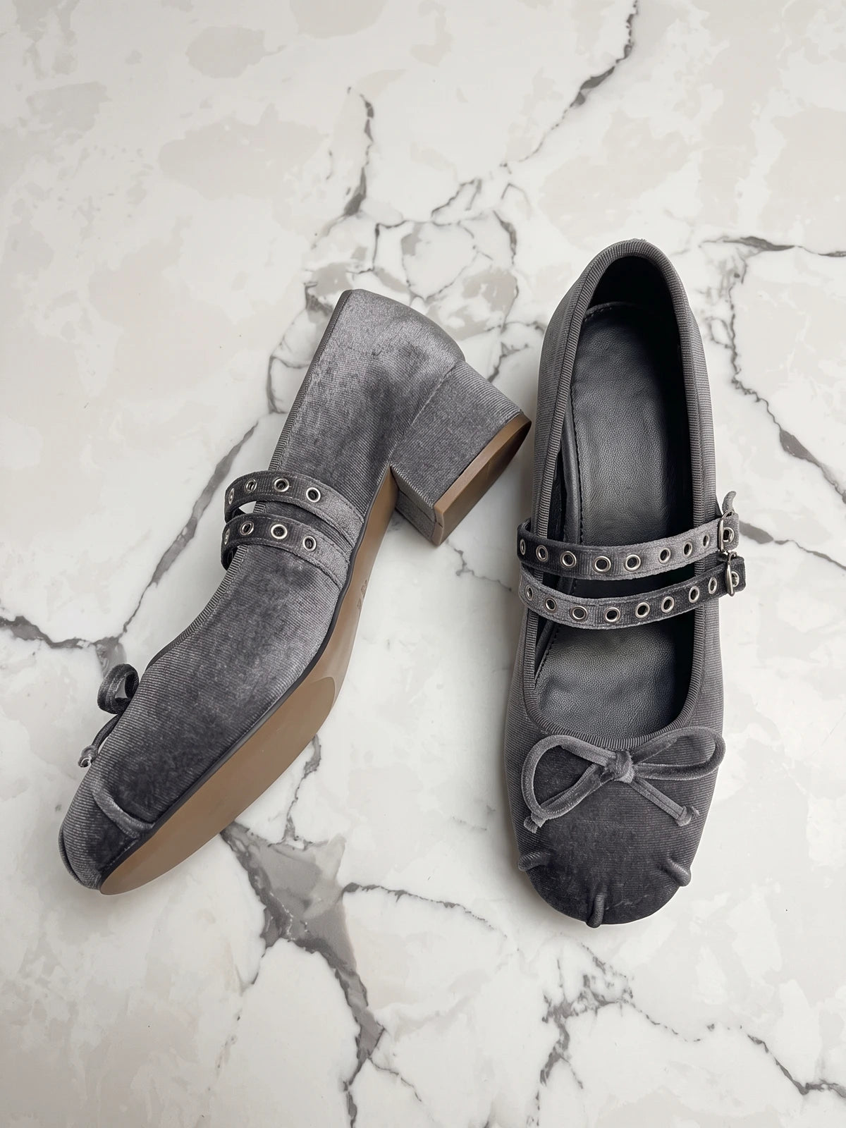 Lavinie Velvet Bow Mary Janes