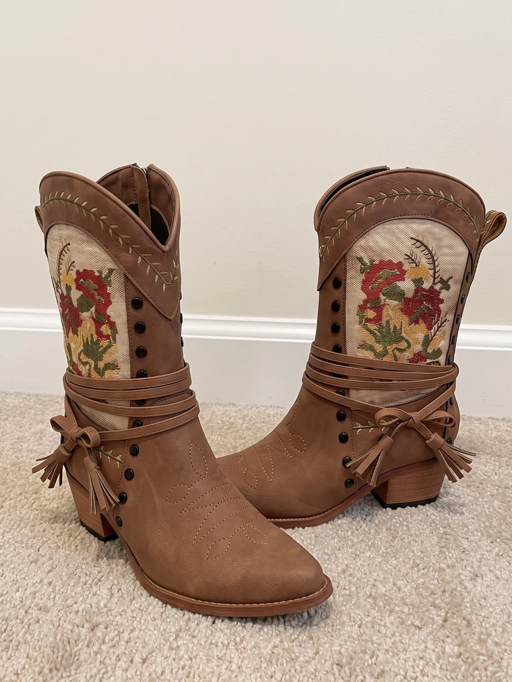 Zinnelle Floral Embroidered Western Boots