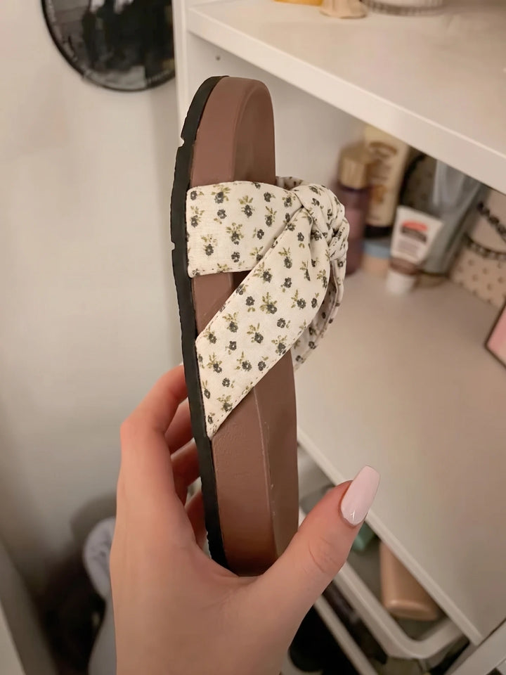 Rosalinde Floral Knot Flat Sandals