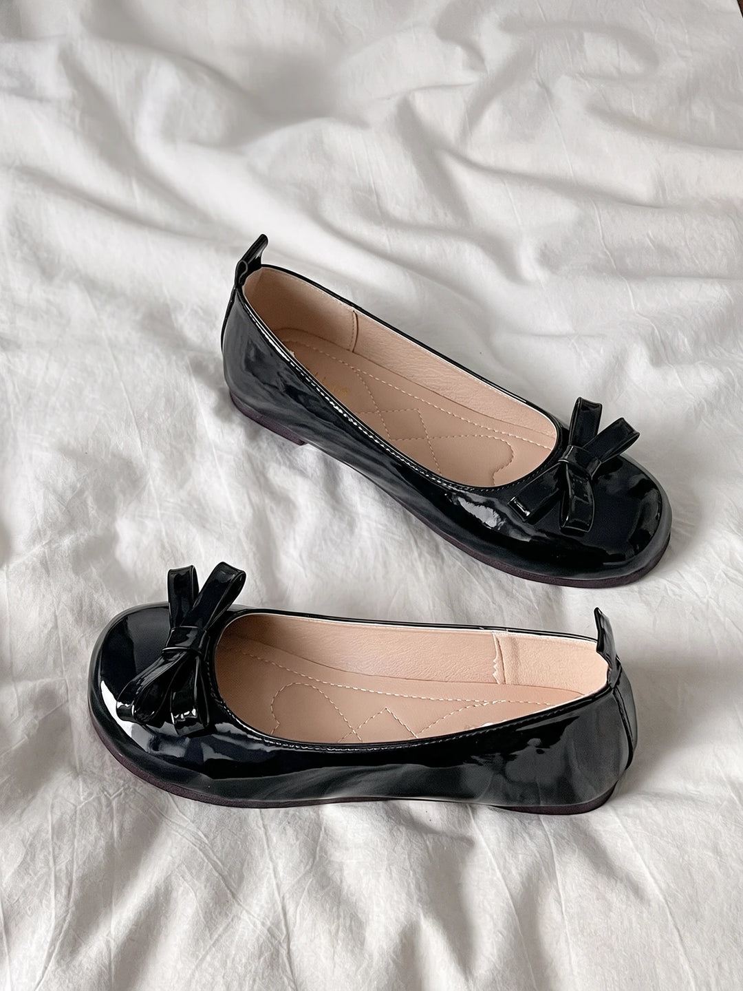 Amelié Glossy Ballet Flats