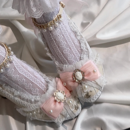 Rosette Cameo Lace heel