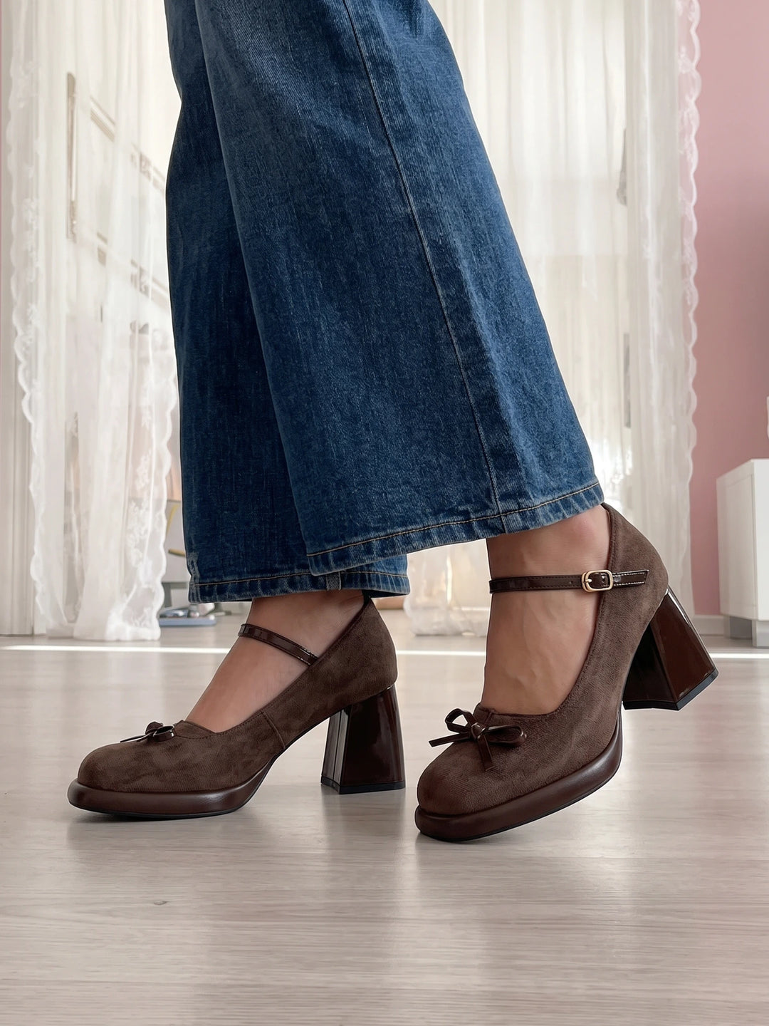 Vivienne Bow Velvet Square-Toe Heels