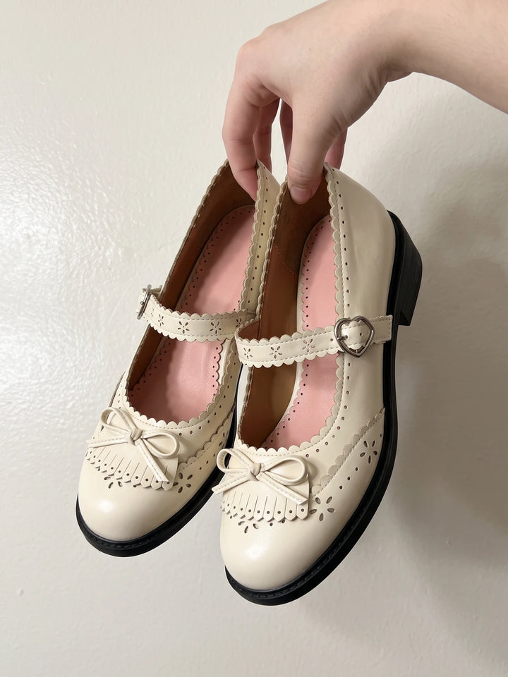 Mignettille Brogue Heart Mary Jane Flats
