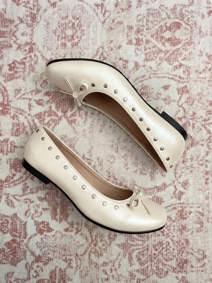 Meringue Eyelet Flats
