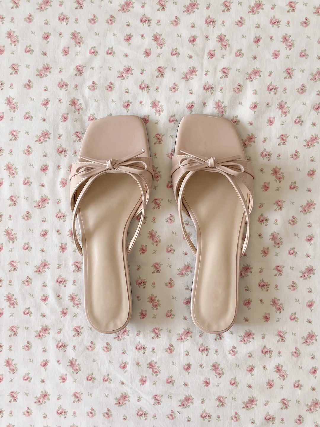 Ribbon Bow Sandals