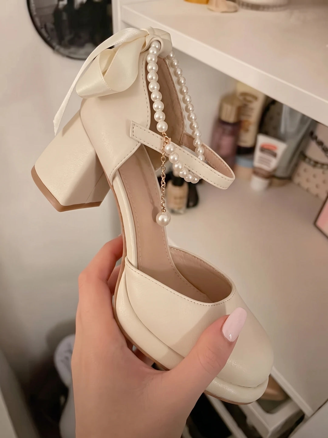 Ottavienne Pearl Bow Block Heels