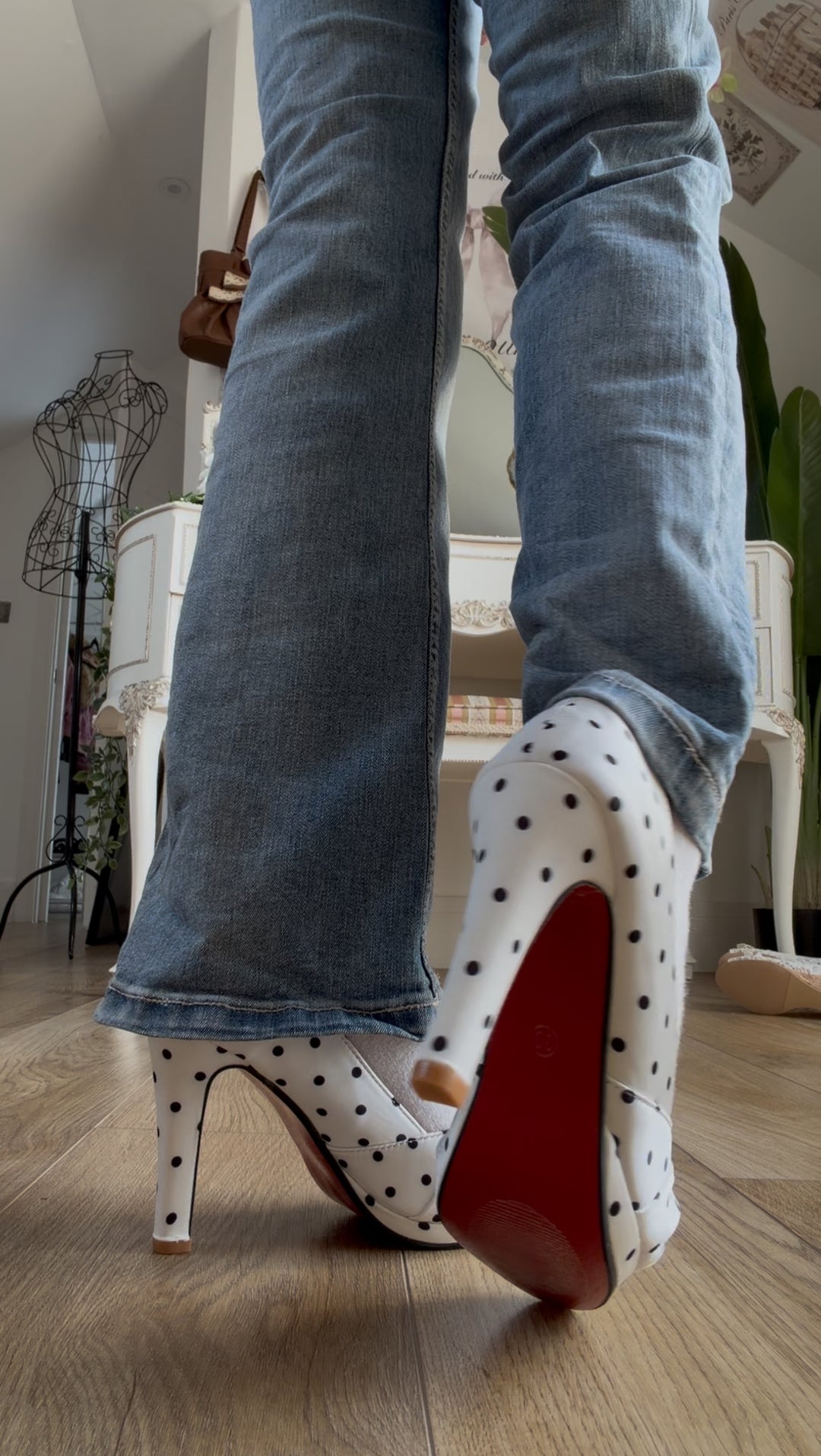 The Bambi Bow Polkadot Heel