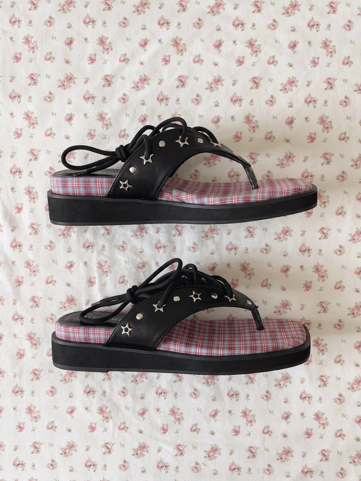 Heirloom Gingham Slide