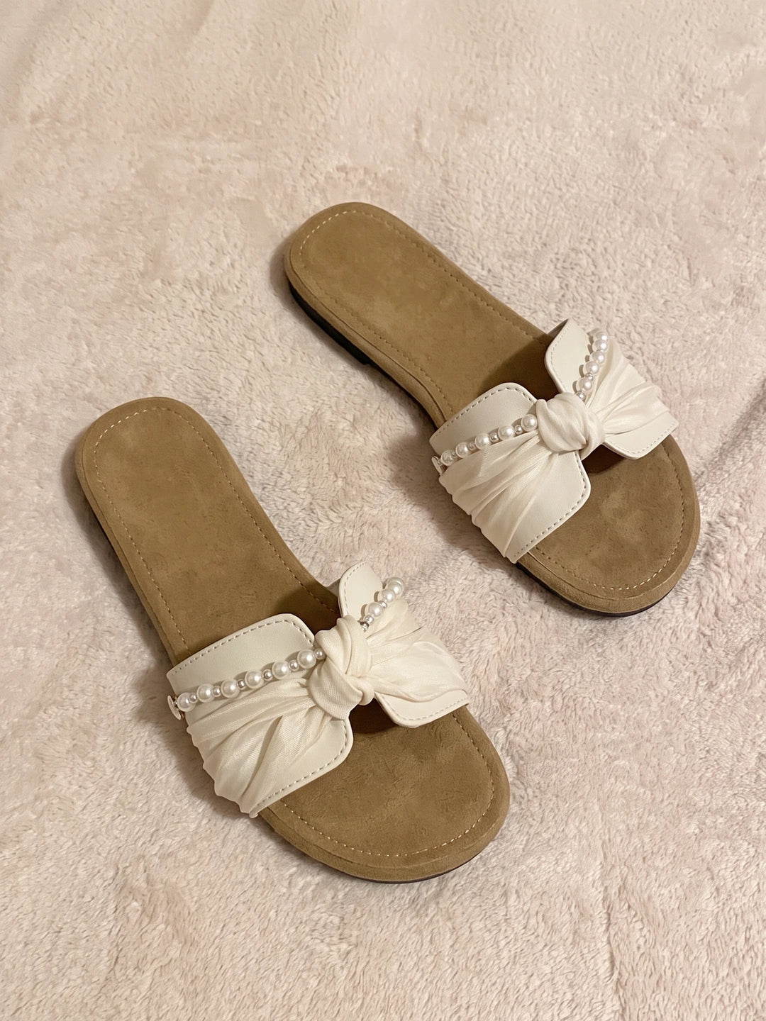Yvaine Ivory Pearl Sandals