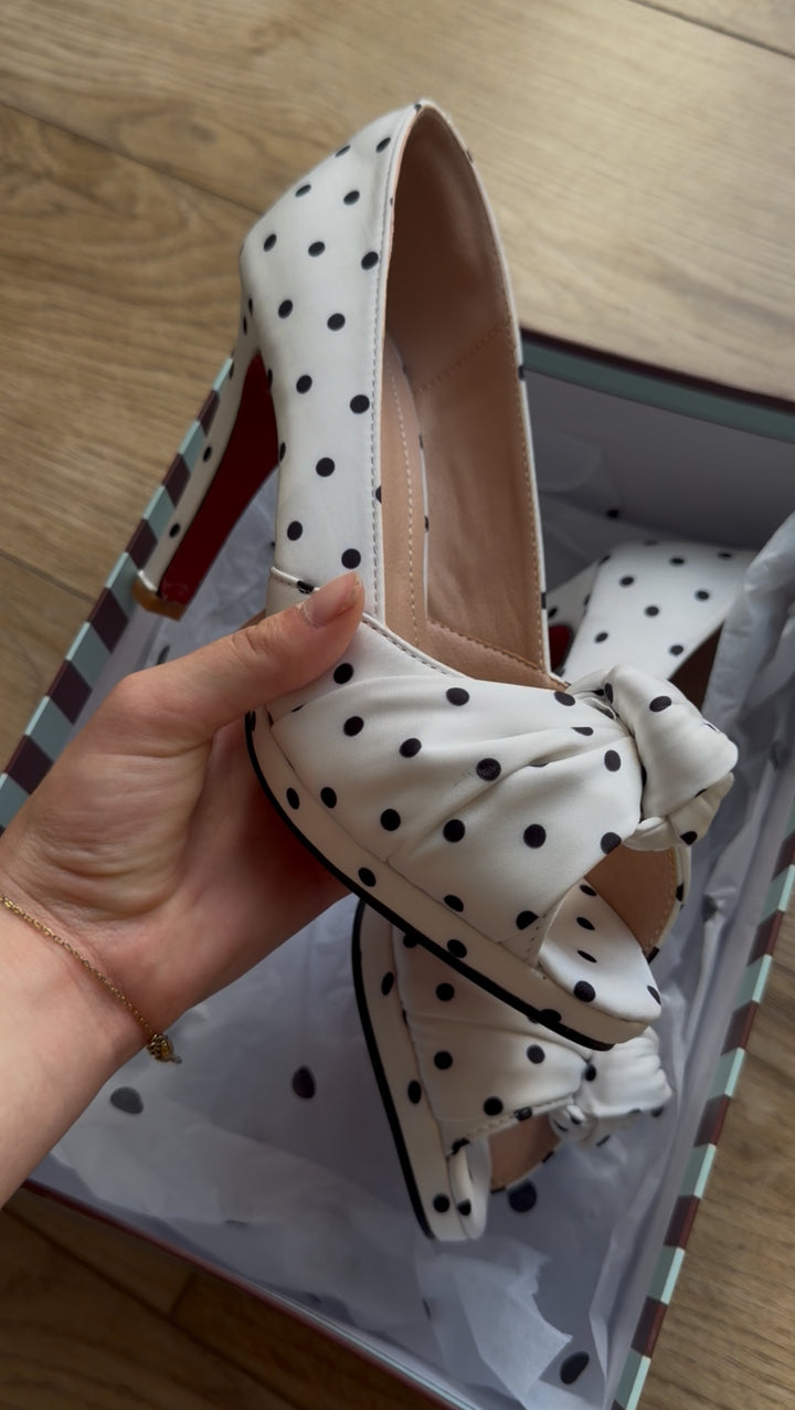 The Bambi Bow Polkadot Heel