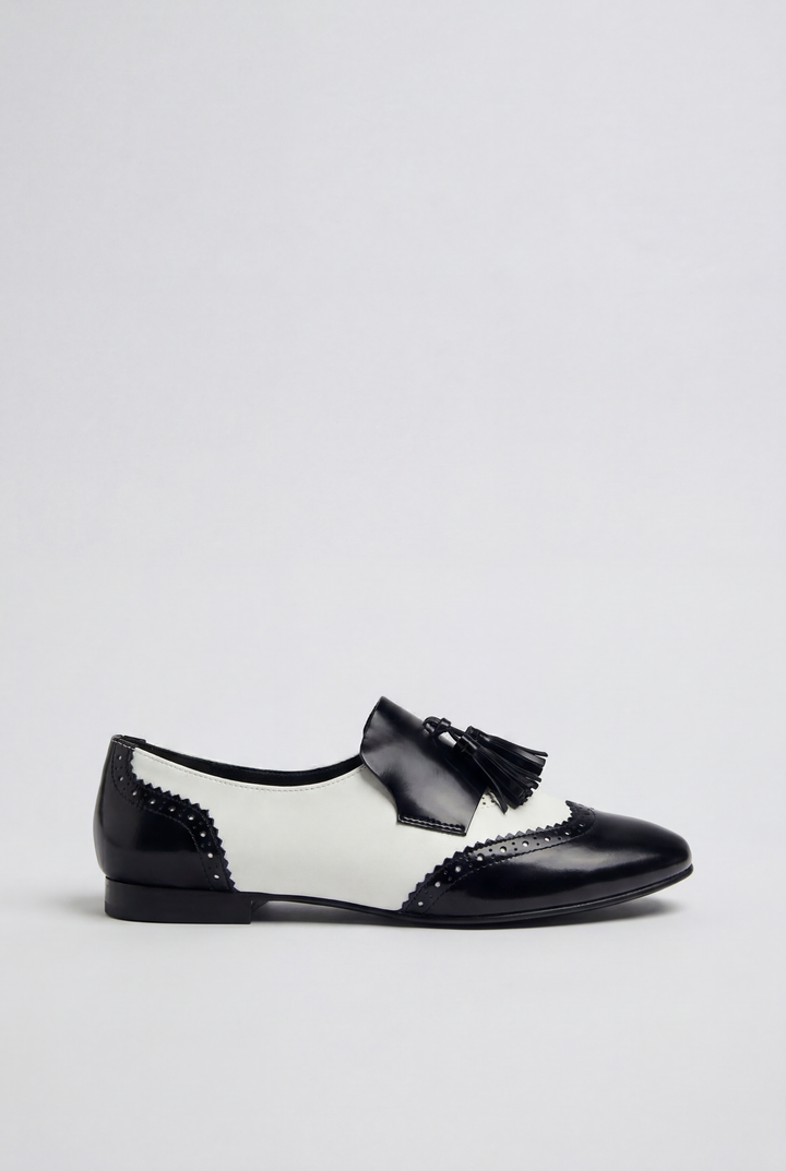 Niche Tassel Brogue Casual Loafers