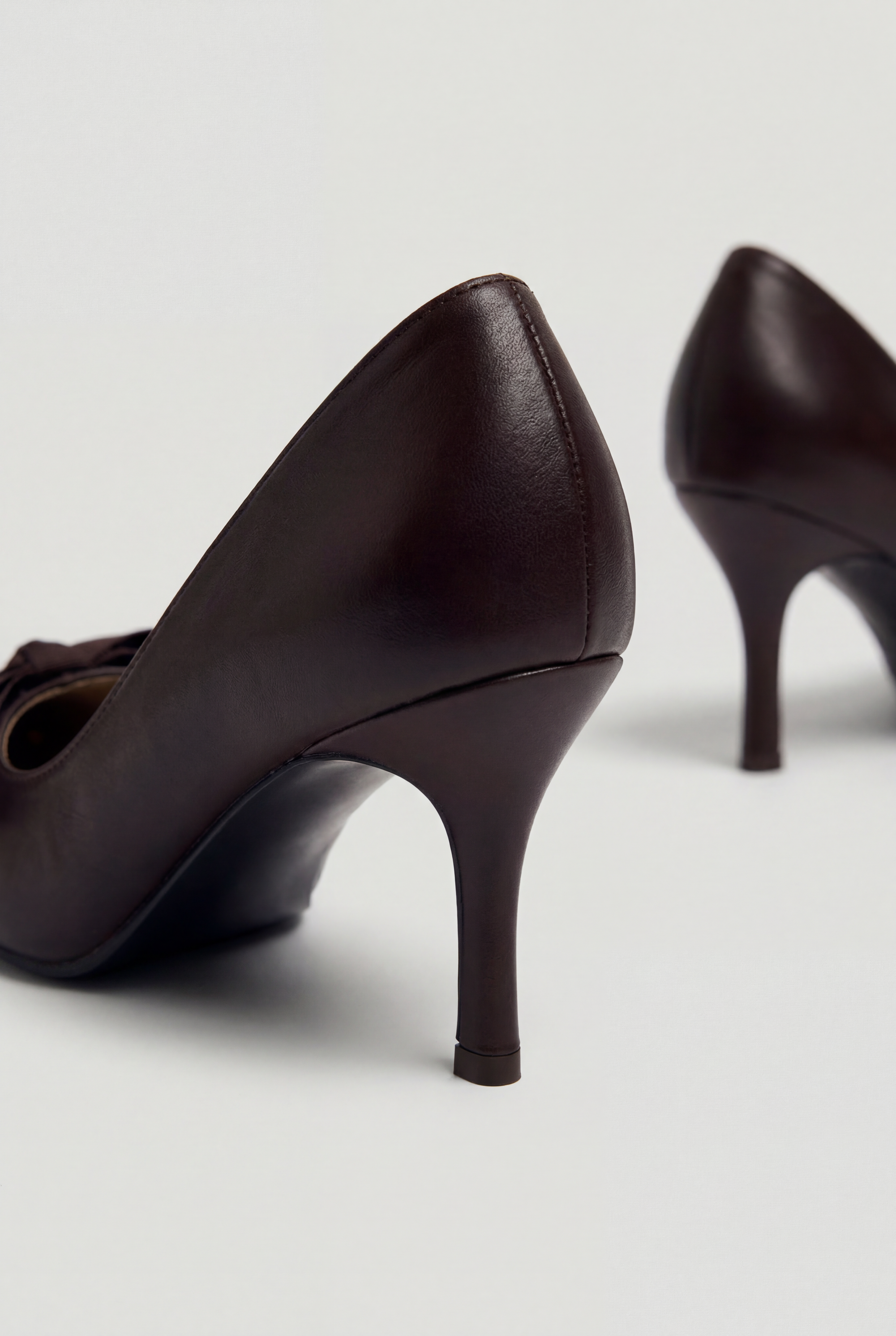 Bow Tie Retro Low Heels