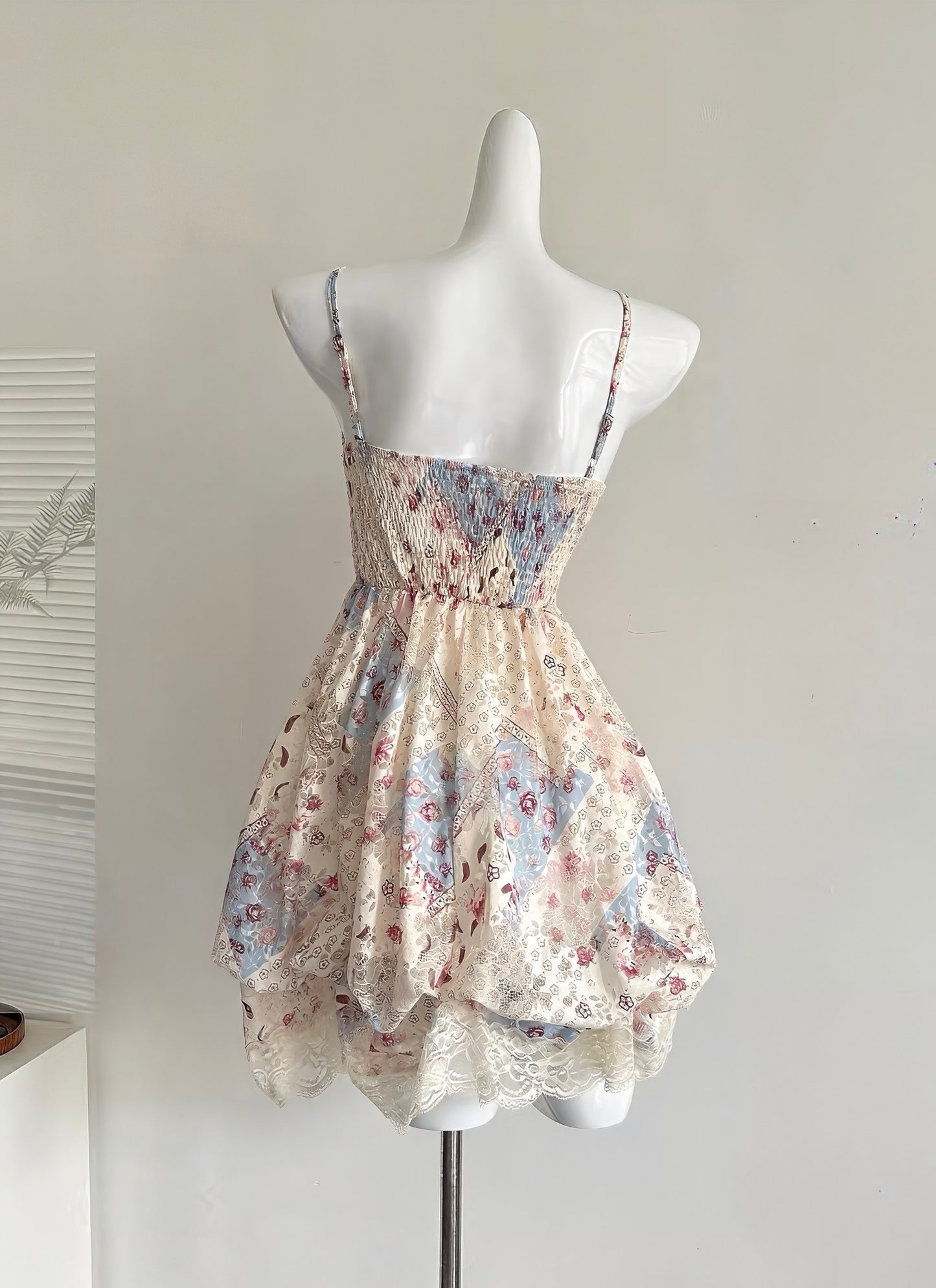 Floral Lace Rosebud Dress