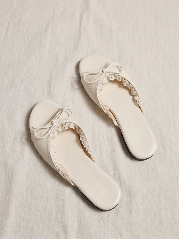 Mignettabelle Lace Bow Slides