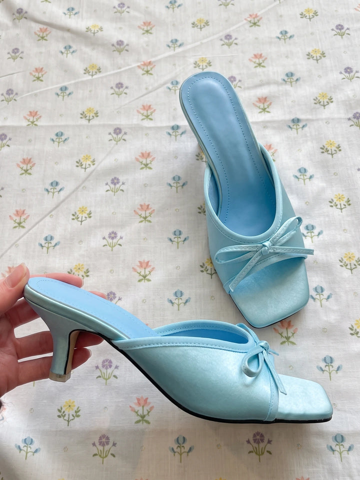 Ribbon Bow Sandals