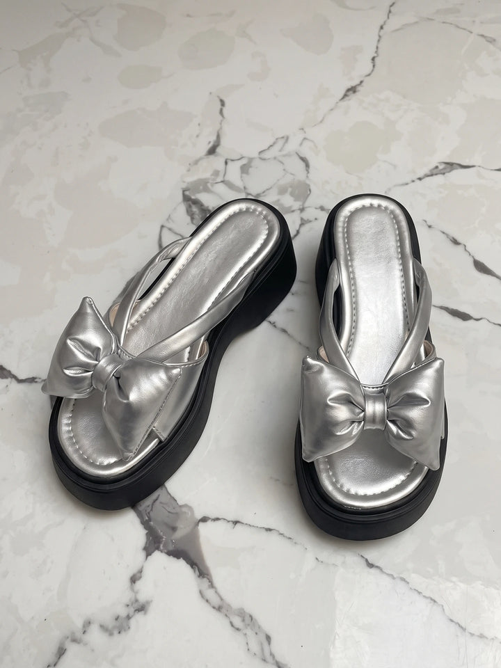 Cassidy Silver Puff Sandals