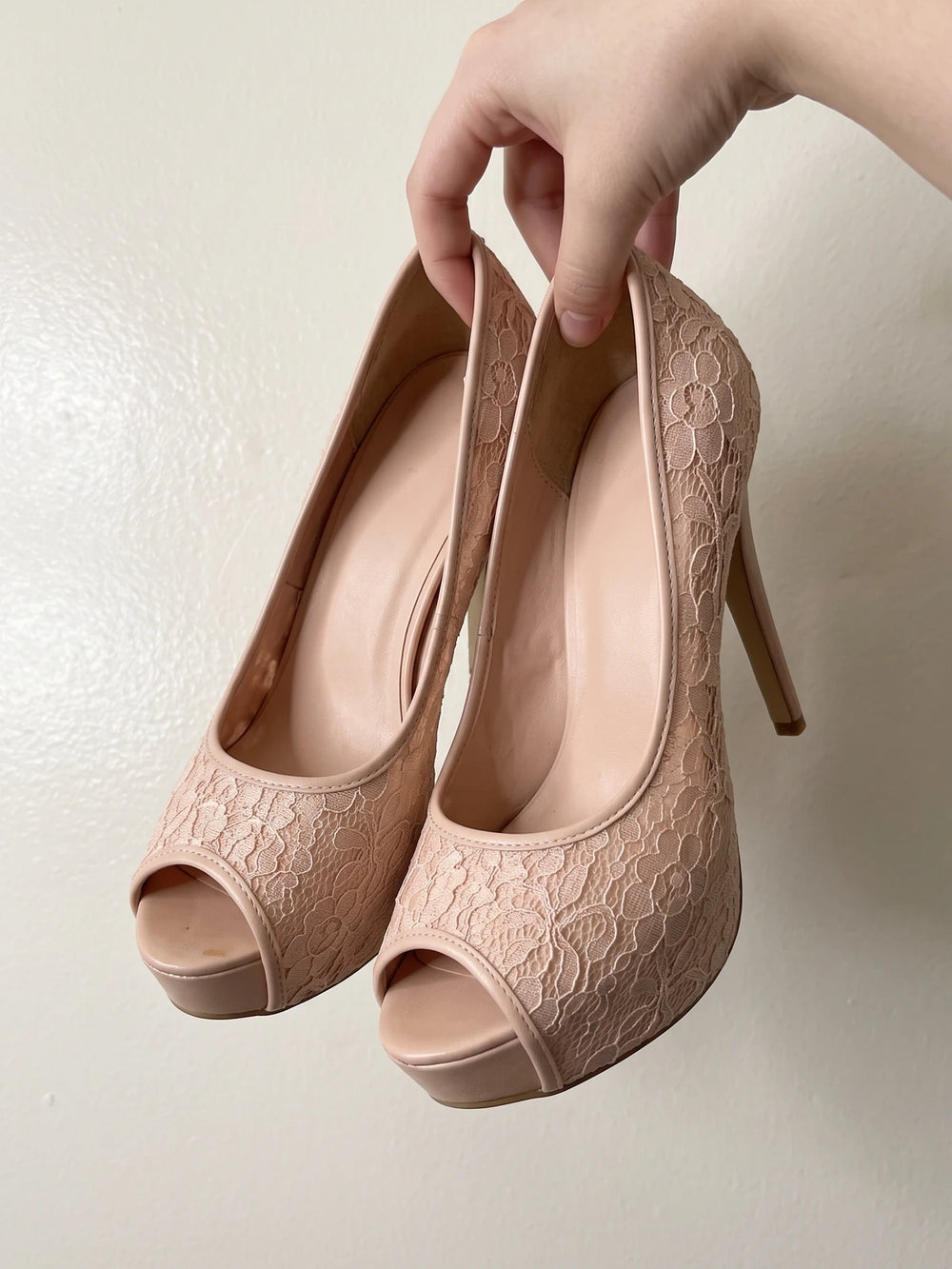 Mignettienne Floral Lace Stiletto Heels