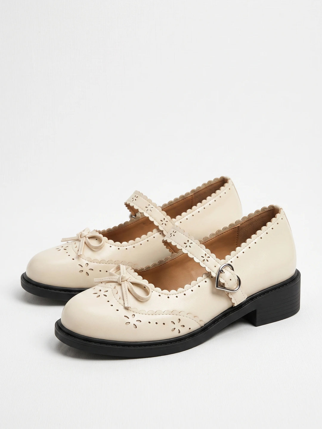 Mignettille Brogue Heart Mary Jane Flats