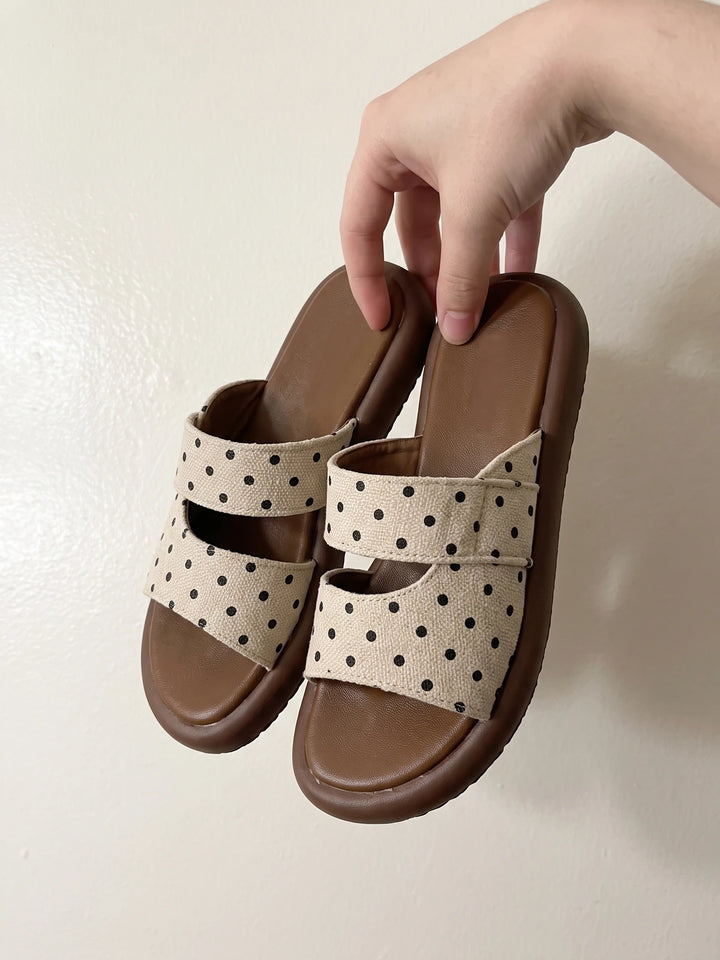 Seraphina Canvas Dot Slides