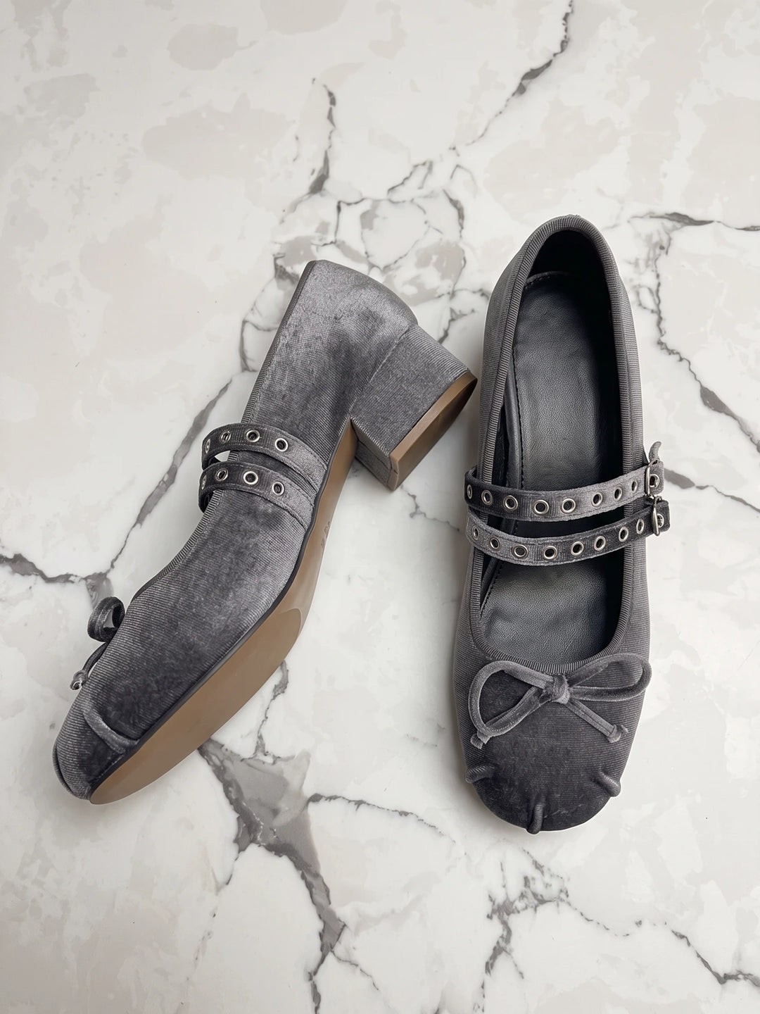Lavinie Velvet Bow Mary Janes