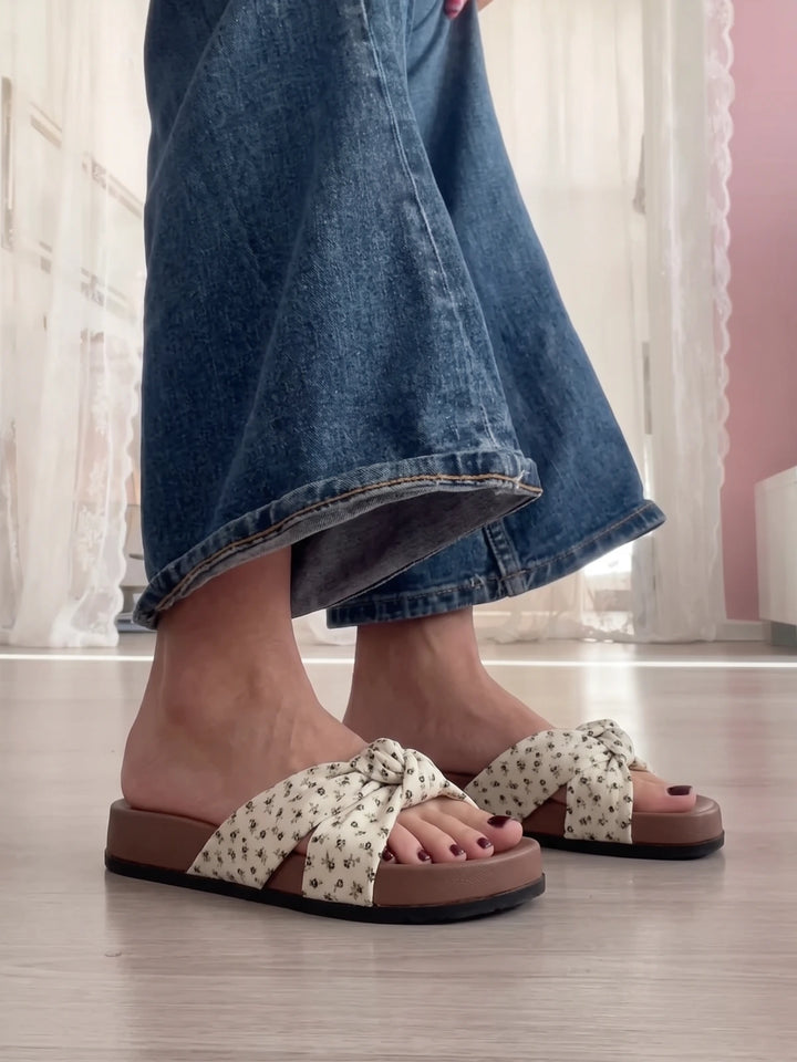 Rosalinde Floral Knot Flat Sandals