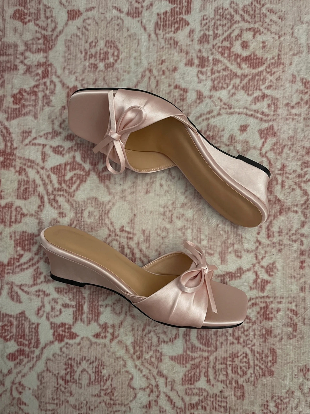 Chantal Shimmer Bow Sandals
