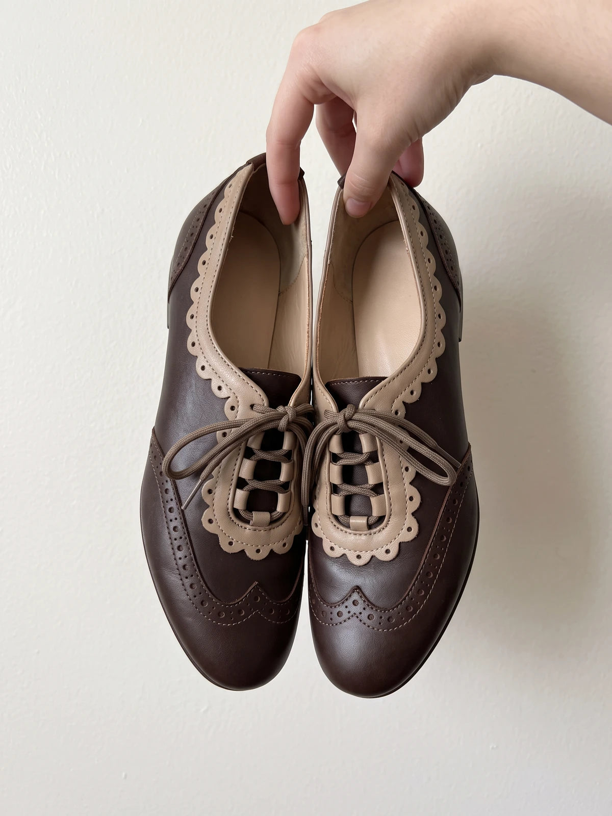 Adelheid Brogue Scalloped Flats