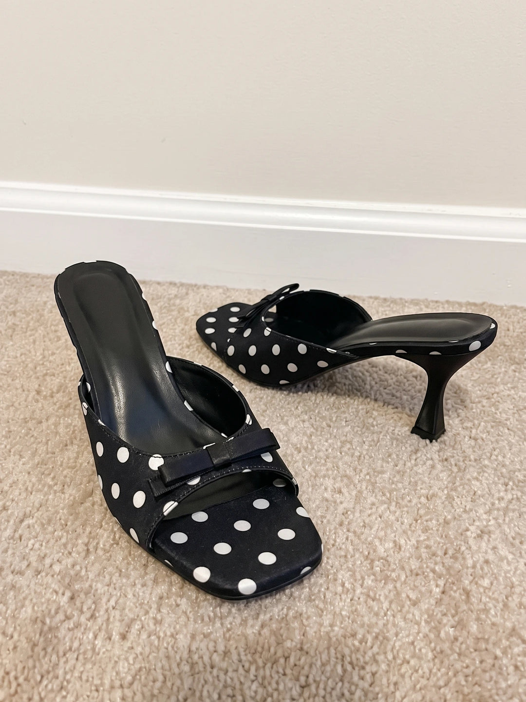 Penelope Bow Kitten Heels
