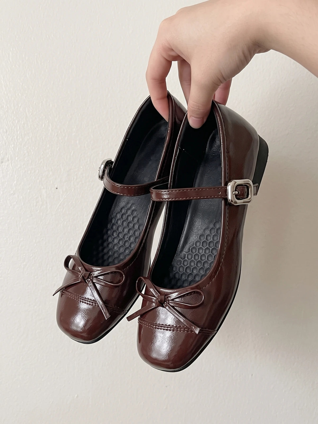 Maren Knot-Detail Mary Janes