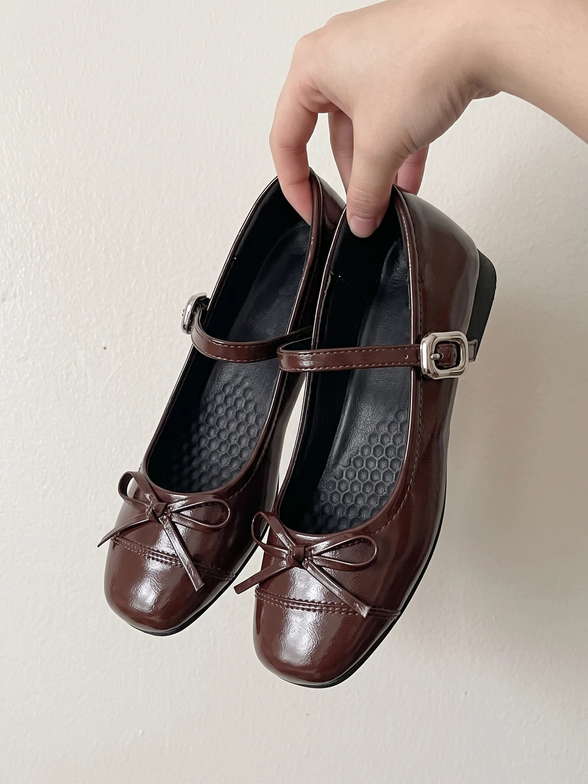 Maren Knot-Detail Mary Janes