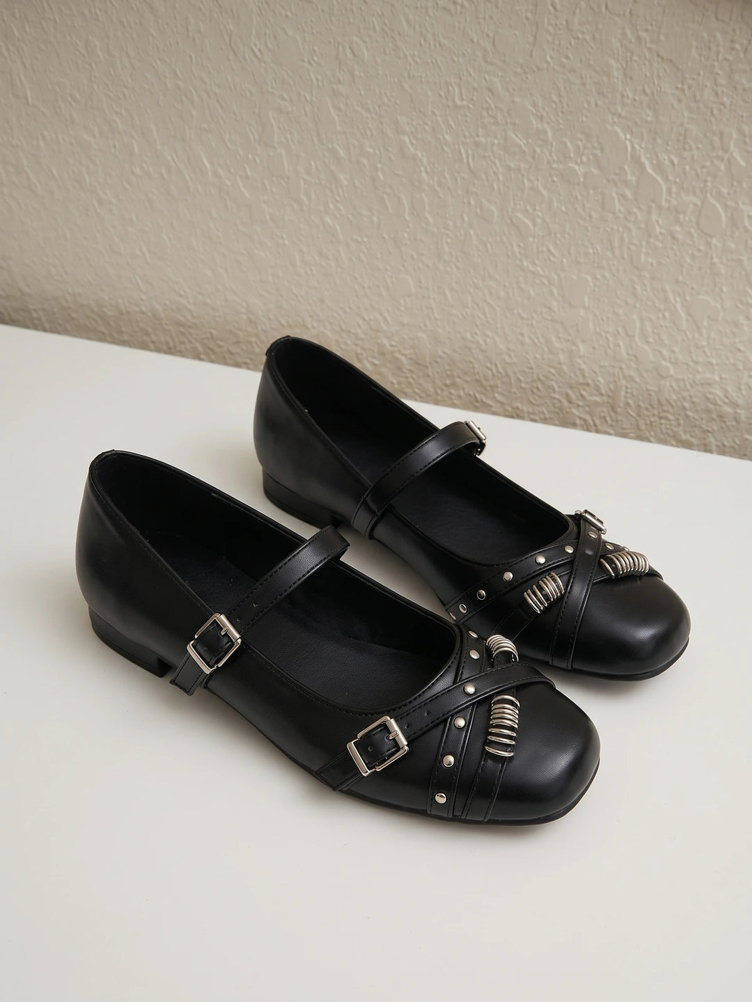 Ivy Metal-Ring Flats