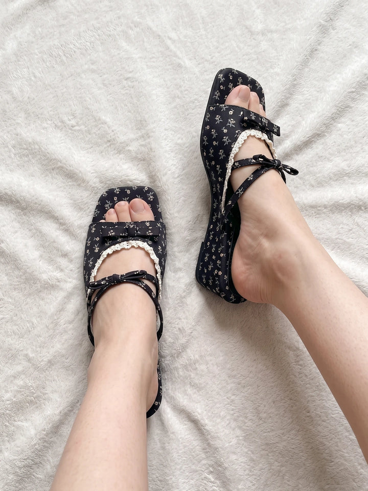 Black With Darling Sandals