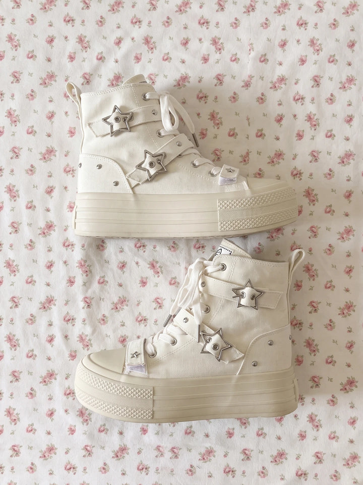 Roxie Star Harness Boots