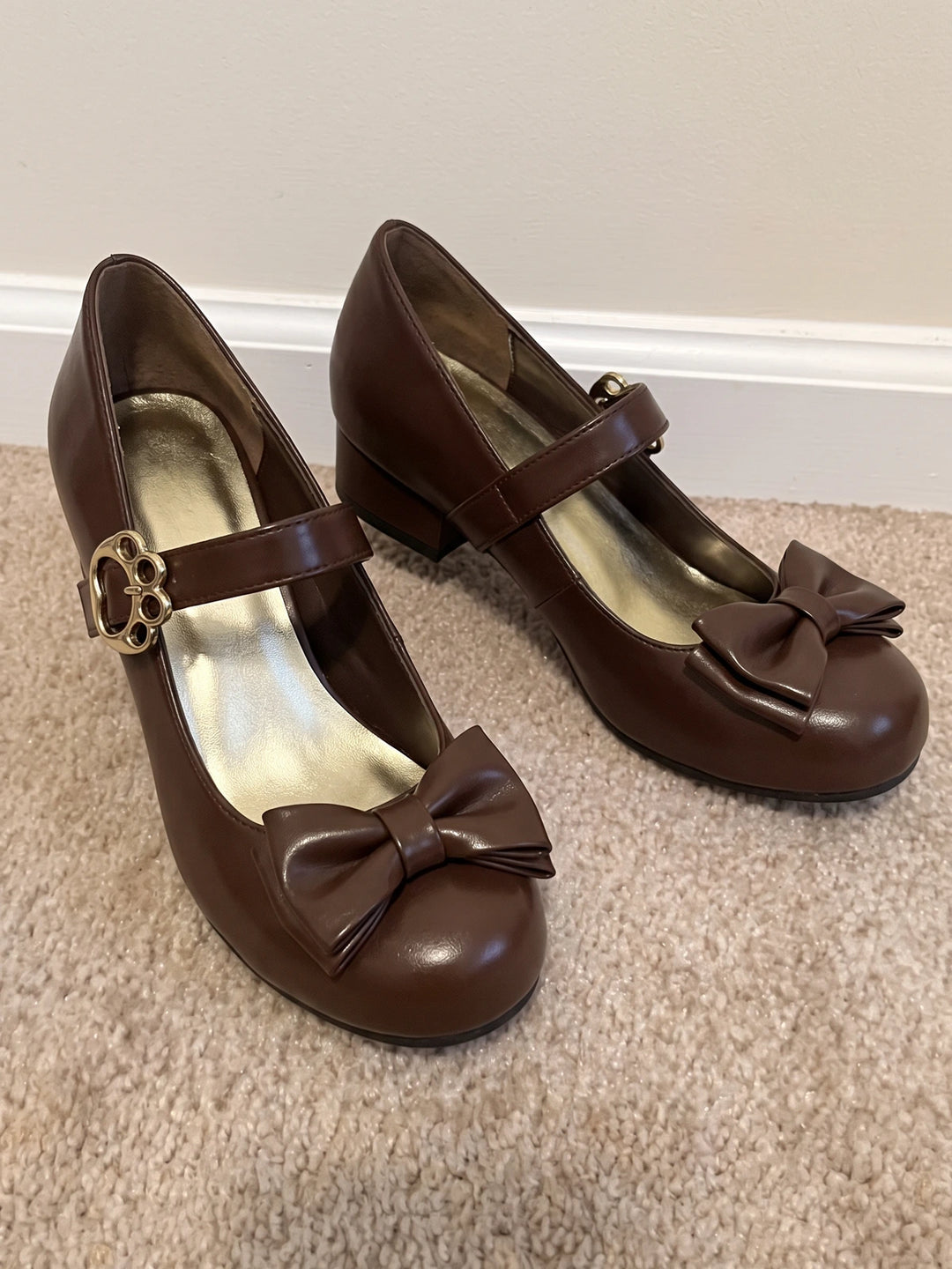 Zeline Glossy Bow Mary Jane Heels